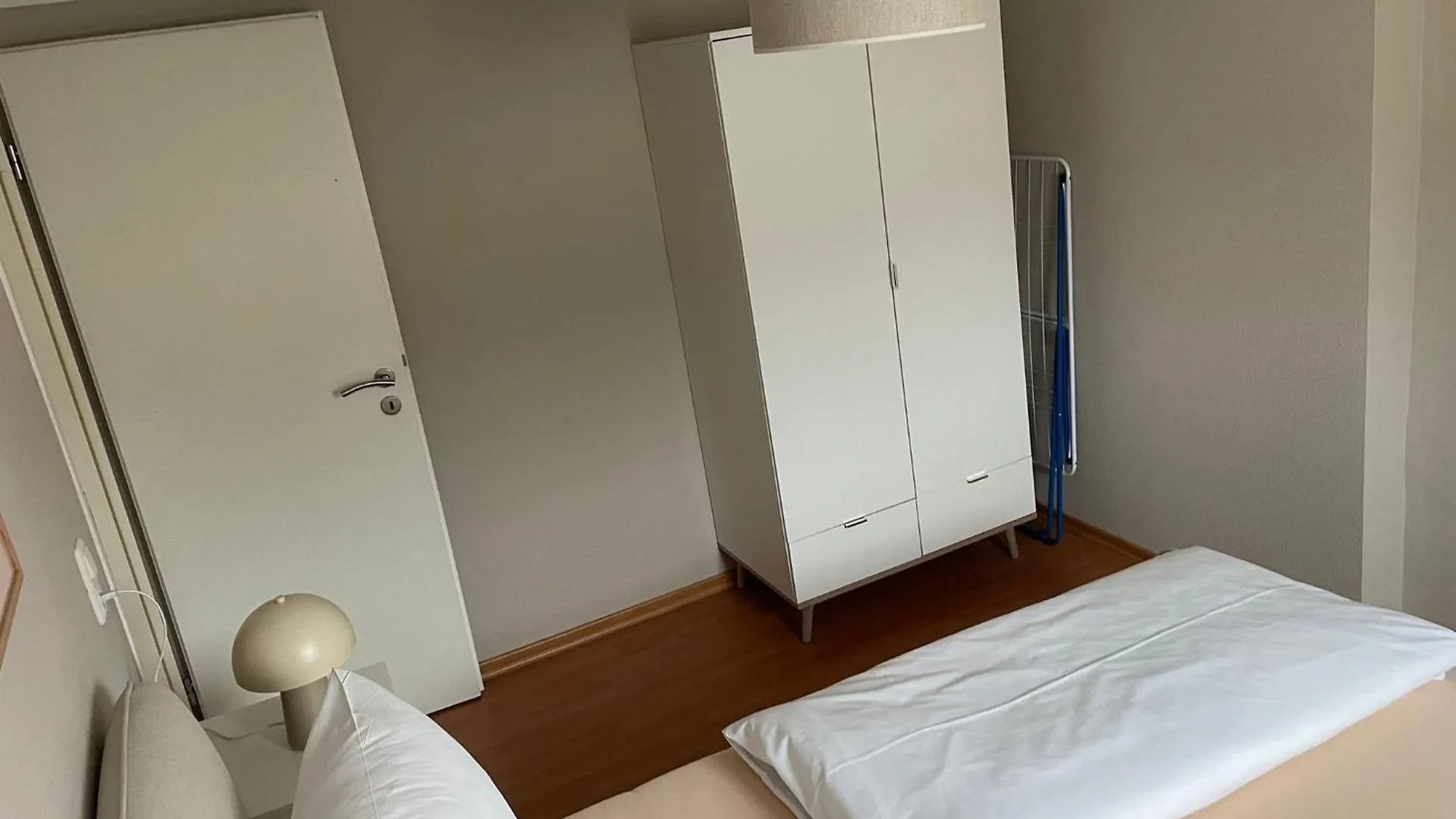 Homie Stay Schiestlstrasse - Moderne Dachgeschosswohnung Mit 2 Schlafzimmern 维尔茨堡